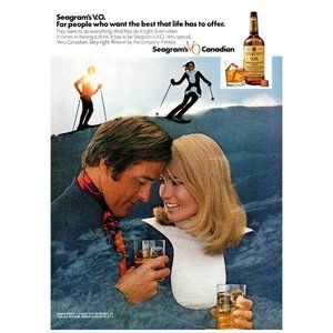 1972 Seagram's VO Canadian Whisky Whiskey Vintage Print Ad Couple Blonde Skiing